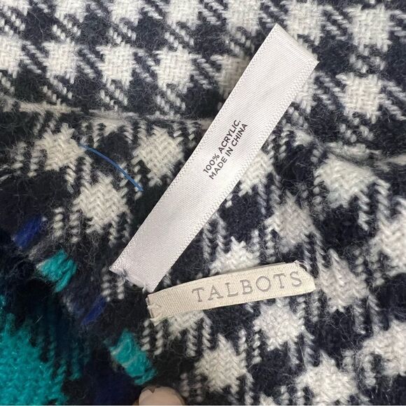 Talbots plaid/ houndstooth winter  scarf - Picture 5 of 5